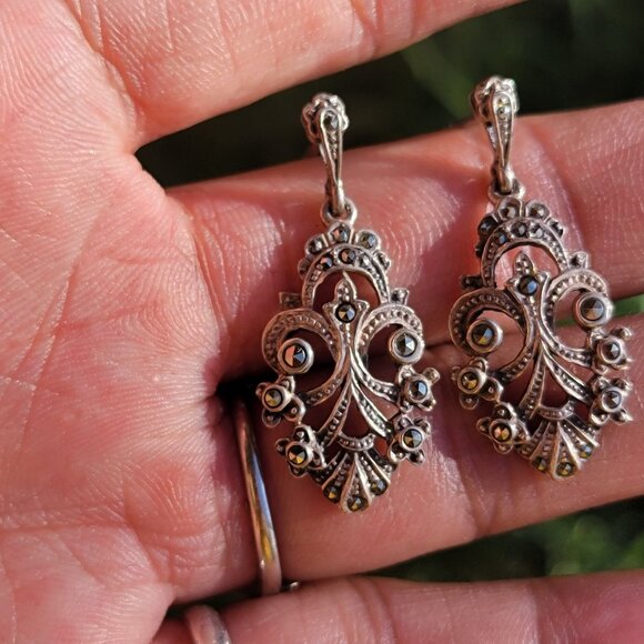 Vintage 925 sterling silver Art Deco ornate marcasite adorned unique earrings - Picture 12 of 16